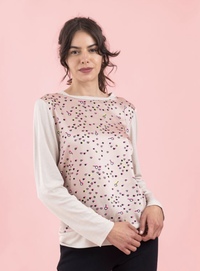 Style 169/07 - Silky front top in Biscuit