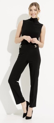 Style 233180 - Buckle detail trousers